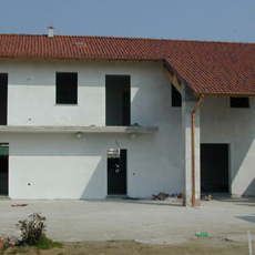   RISTRUTTURAZIONE: Rustico Residenziale Unifamiliare  