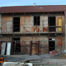   RISTRUTTURAZIONE: Rustico Residenziale Unifamiliare  