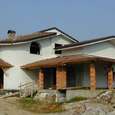   NUOVA COSTRUZIONE: Villa Singola Plurifamiliare 