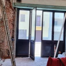  RISTRUTTURAZIONE: recupero ad uso terziario 